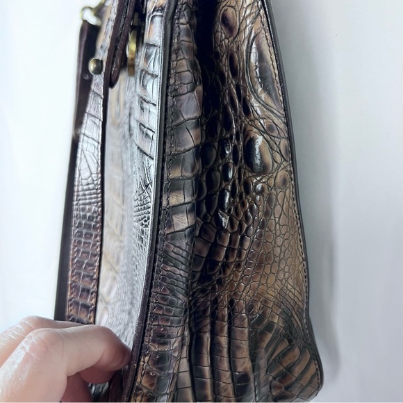 Luxurious Brahmin Brown Crocodile-Embossed Shoulder Bag long strap two handles - Picture 6 of 15